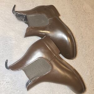 Kids riding shoes real.leather from Italy. SIZE 13 can be unisex